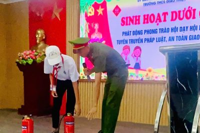 TUYÊN TRUYỀN VỀ “AN TOÀN GIAO THÔNG, PHÒNG CHỐNG BẠO LỰC HỌC ĐƯỜNG, PHÒNG CHỐNG TỆ NẠN XÃ HỘI VÀ PHÒNG CHÁY CHỮA CHÁY”